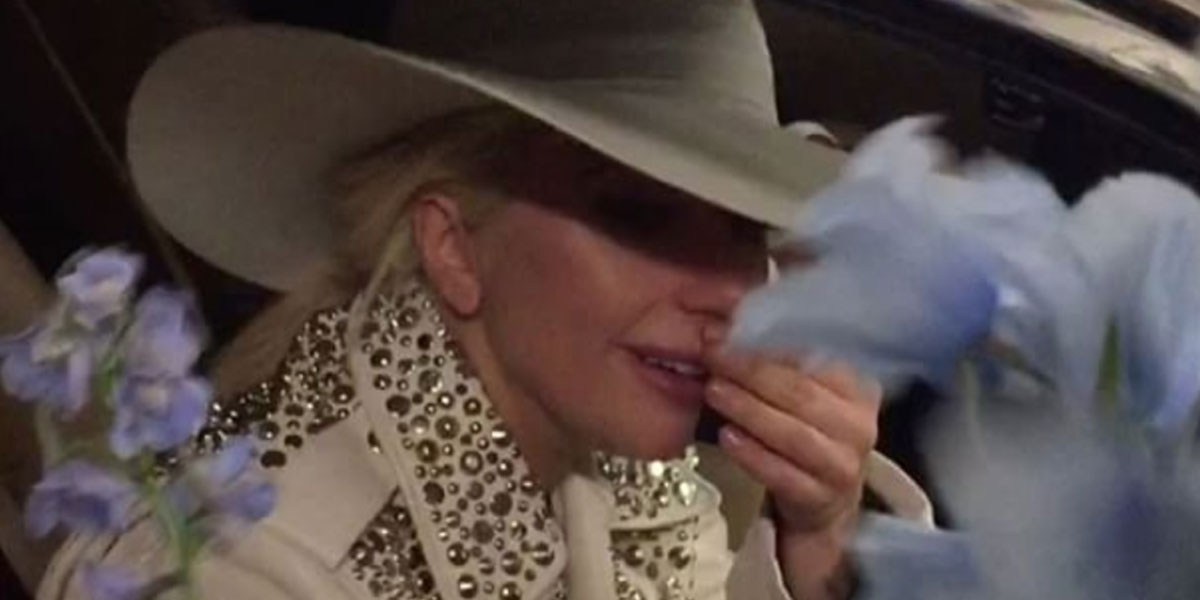 Lady Gaga Moved To Tears As Fans Serenade Her With 'Million Reasons'