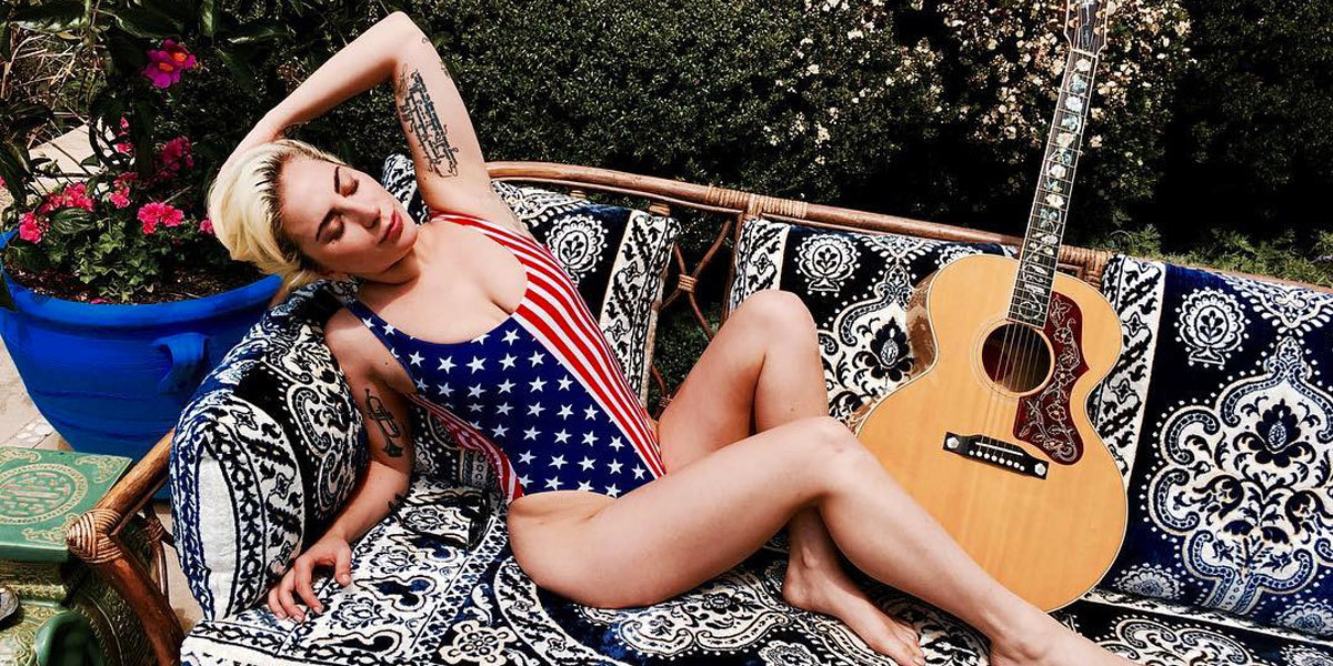 Lady Gaga urges to vote for Hillary Clinton: 'Shake it up, America!'