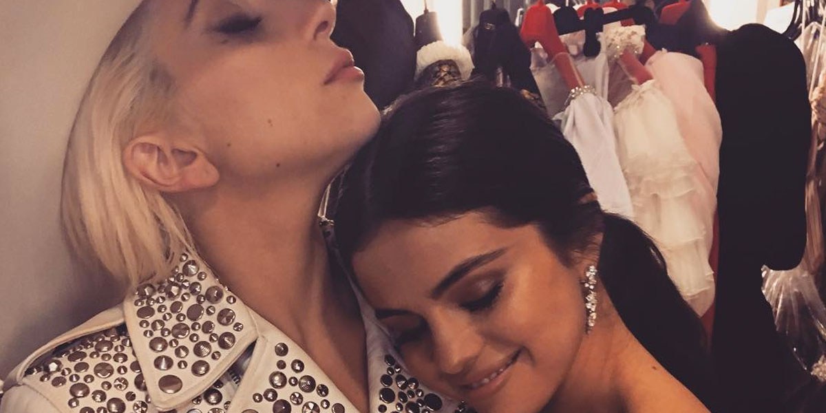 Lady Gaga Shares Sweet Moment With Selena Gomez At 2016 American Music Awards